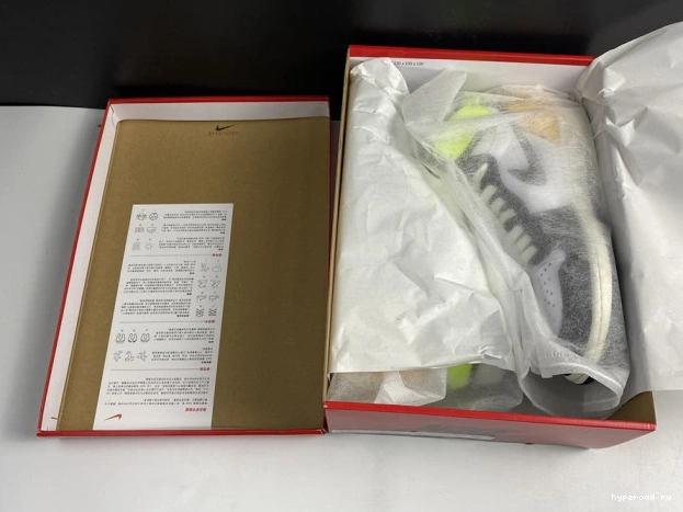 1 OG AIR RETRO 555088-118 JORDAN 'VOLT GOLD' HIGH 0609